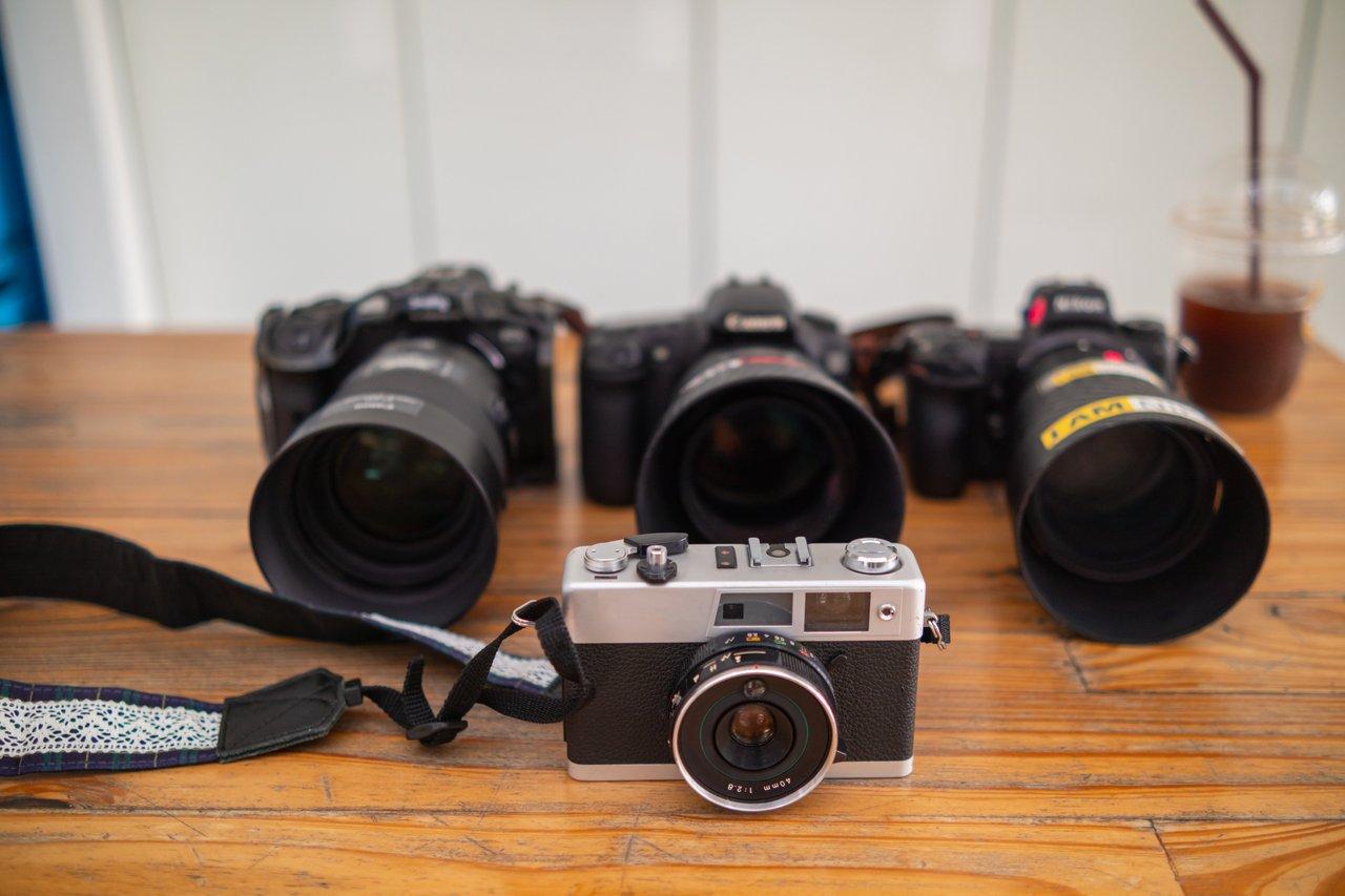 Appareils photo : trouvez le modèle idéal, du classique argentique au numérique moderne.
